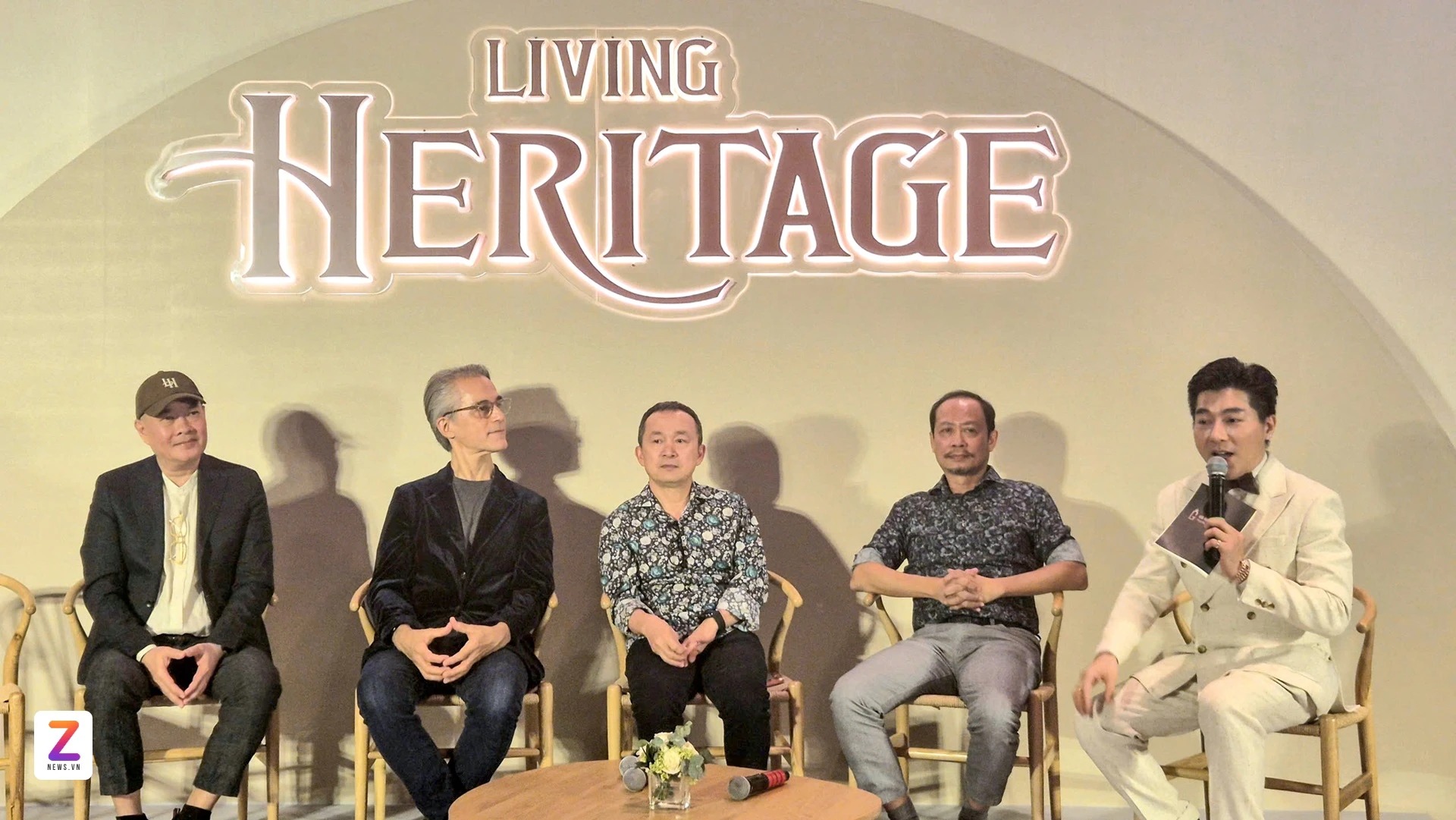 Cuốn sách kể chuyện người Việt đi ra thế giới